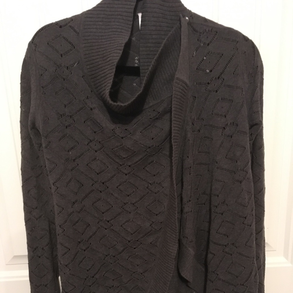 Ivivva grey cardigan